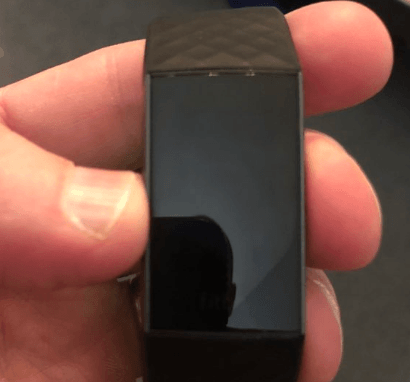 charge 3 fitbit screen black