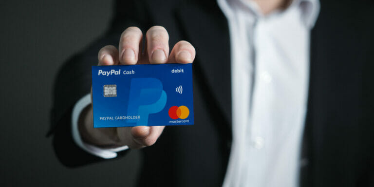 Paypal Account: How to Withdraw Cash With or Without Your Debit Card